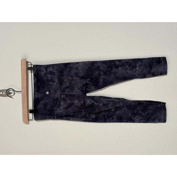 Lululemon Align Diamond Dye Cassis Gray 21” Crop High-Rise Size 6 Athleisure - Picture 2 of 8